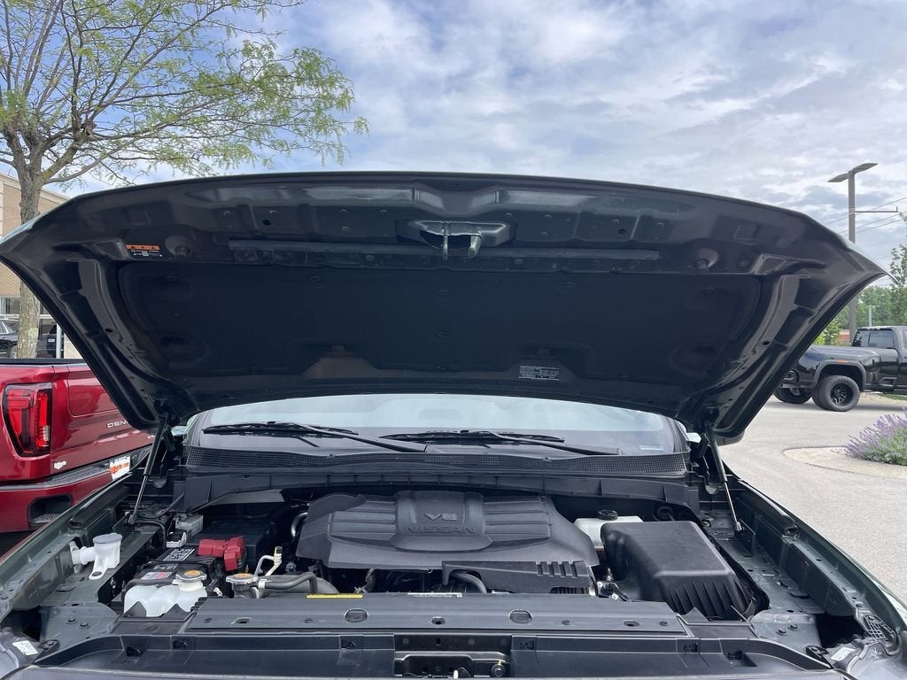 2024 Nissan Titan SV