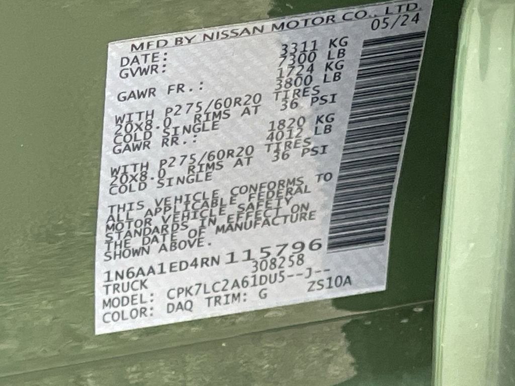 2024 Nissan Titan SV