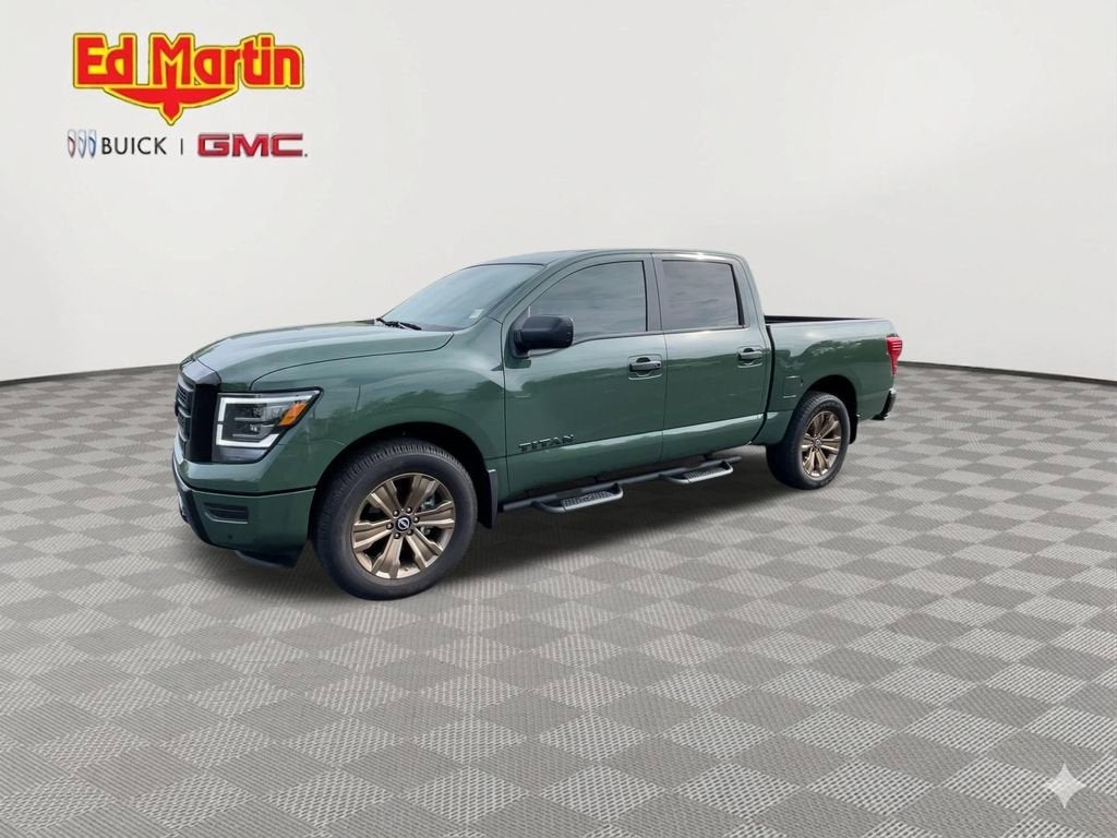 2024 Nissan Titan SV