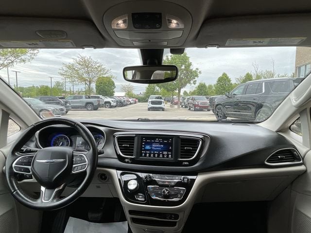2020 Chrysler Pacifica Touring L