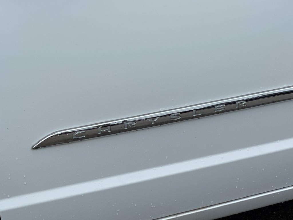 2014 Chrysler Town & Country Touring-L