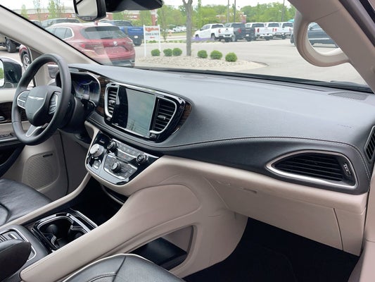 2022 Chrysler Pacifica Limited in Indianapolis, IN - Ed Martin Automotive Group