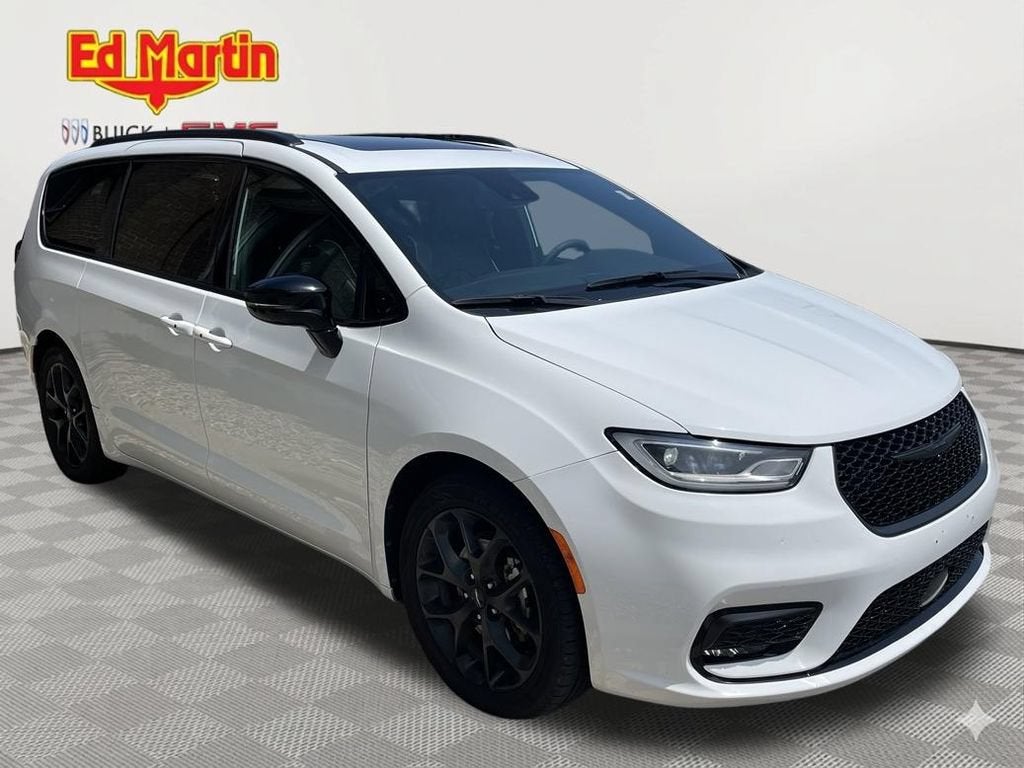 2025 Chrysler Pacifica Limited