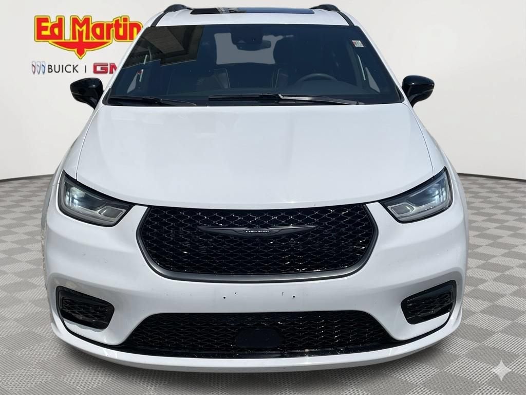 2025 Chrysler Pacifica Limited