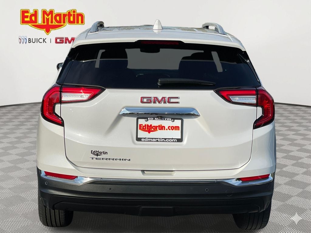 2023 GMC Terrain SLT
