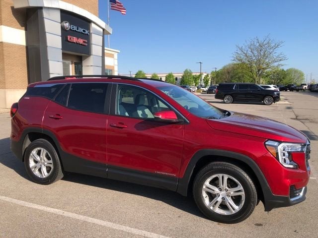 2024 GMC Terrain SLE
