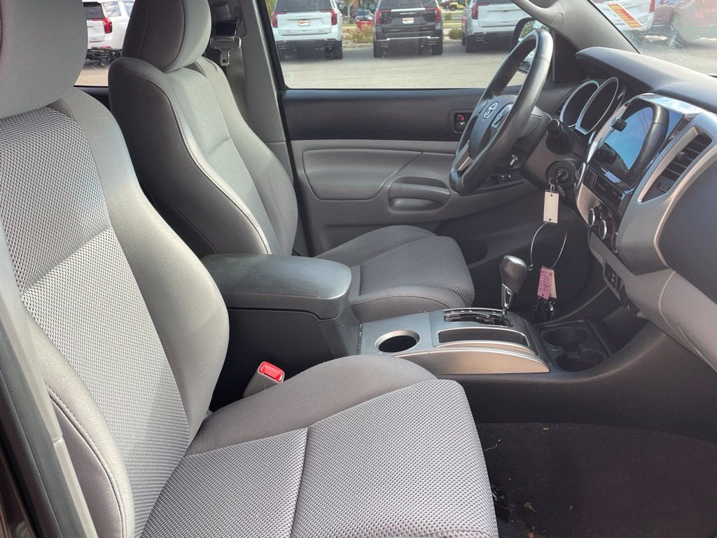 2015 Toyota Tacoma Base V6