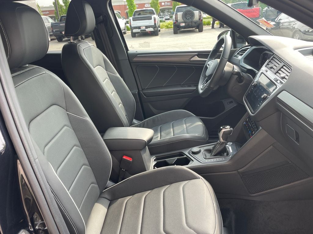 2024 Volkswagen Tiguan 2.0T SEL R-Line