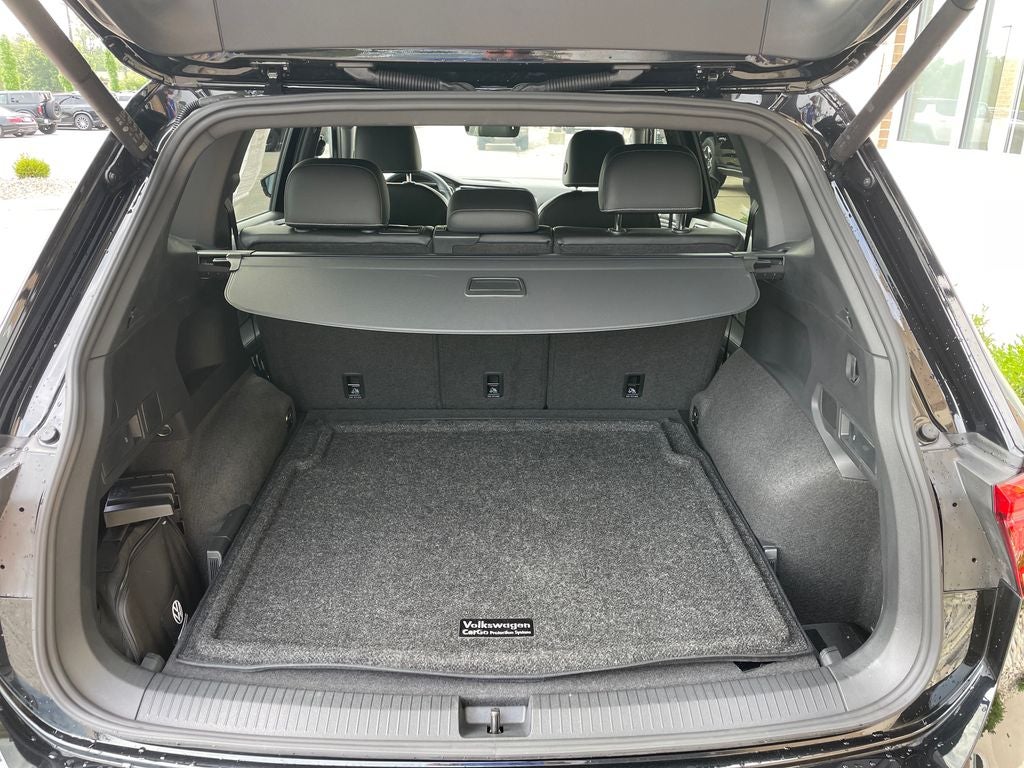 2024 Volkswagen Tiguan 2.0T SEL R-Line