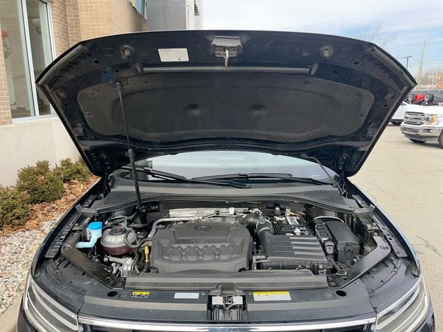 2023 Volkswagen Tiguan SE R-Line Black