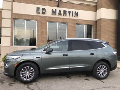 2023 Buick Enclave Essence
