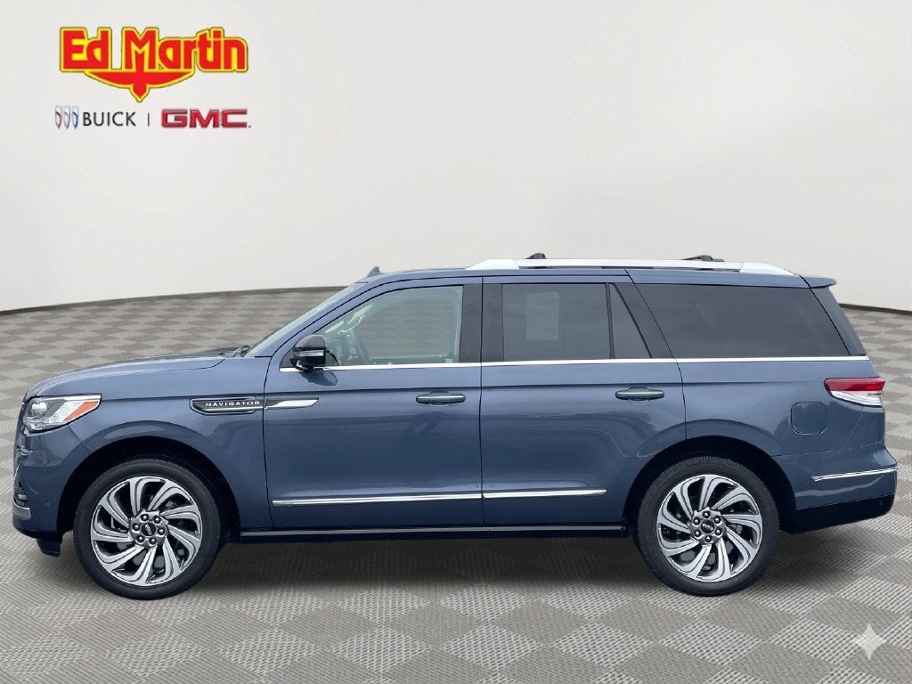 2023 Lincoln Navigator Reserve