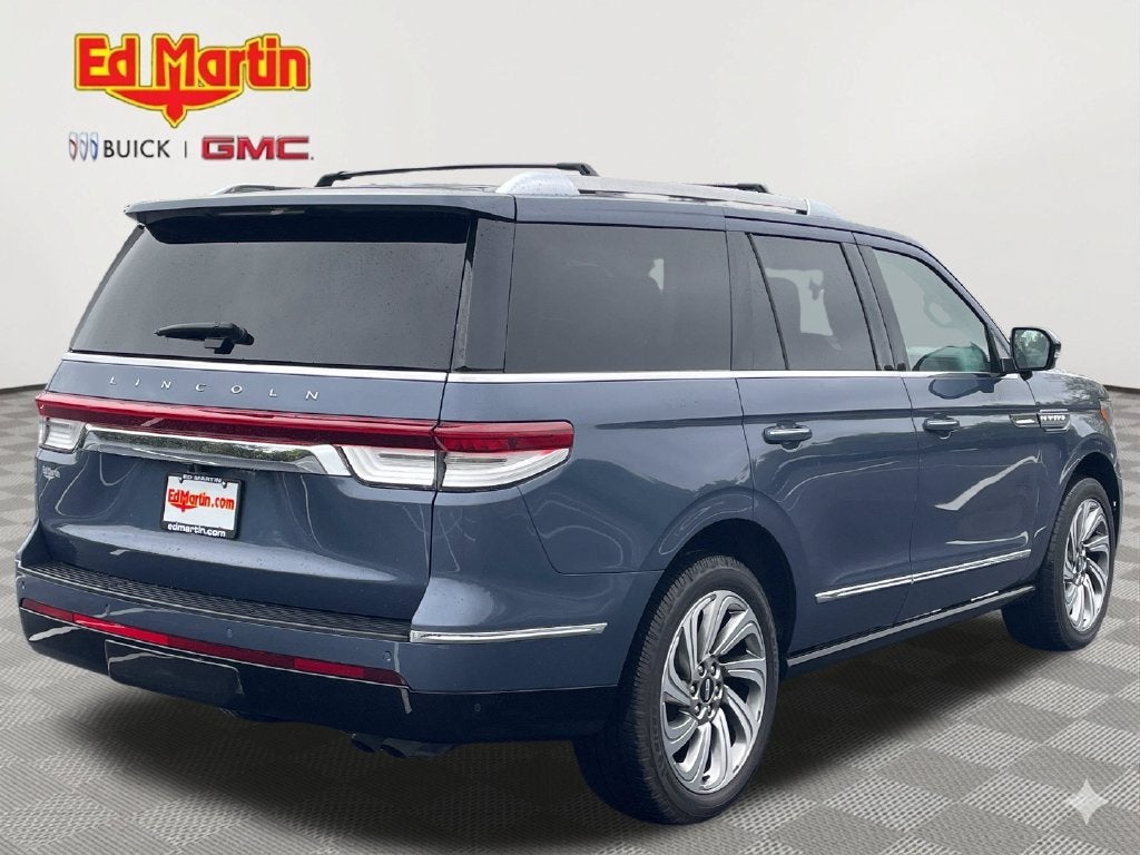 2023 Lincoln Navigator Reserve