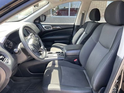 2020 Nissan Pathfinder S