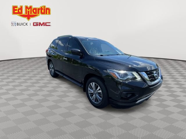 2020 Nissan Pathfinder S