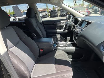 2020 Nissan Pathfinder S