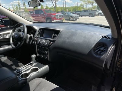2020 Nissan Pathfinder S