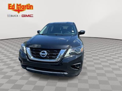 2020 Nissan Pathfinder S