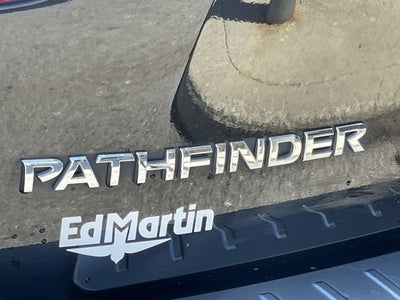 2020 Nissan Pathfinder S
