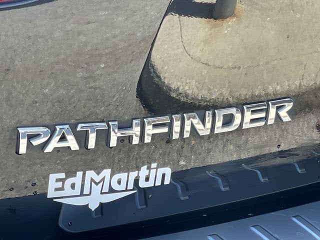 2020 Nissan Pathfinder S
