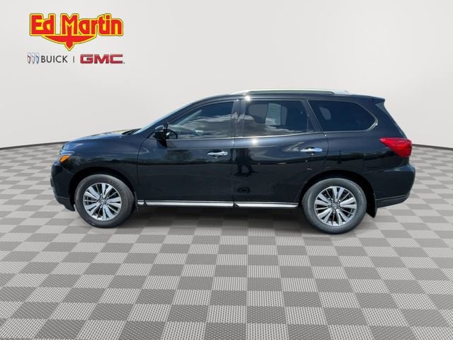 2020 Nissan Pathfinder S