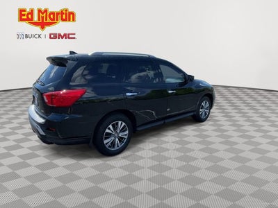 2020 Nissan Pathfinder S