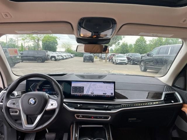 2024 BMW X7 xDrive40i