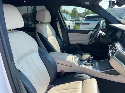 2022 BMW X7 xDrive40i