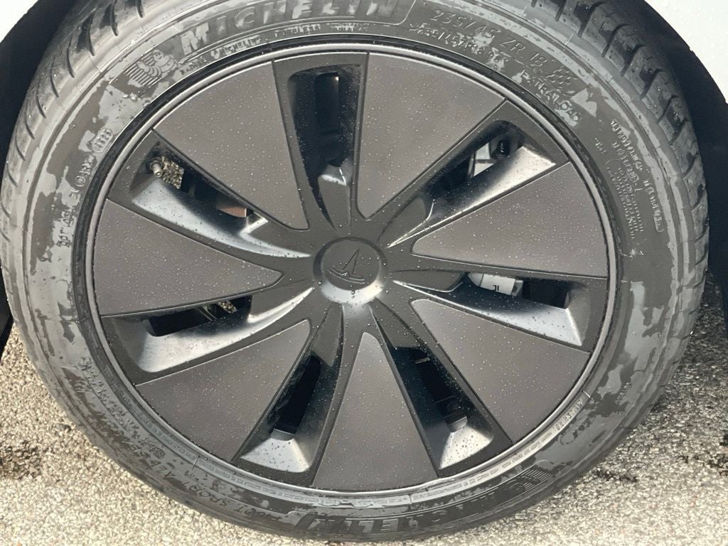 2024 Tesla Model 3 Base