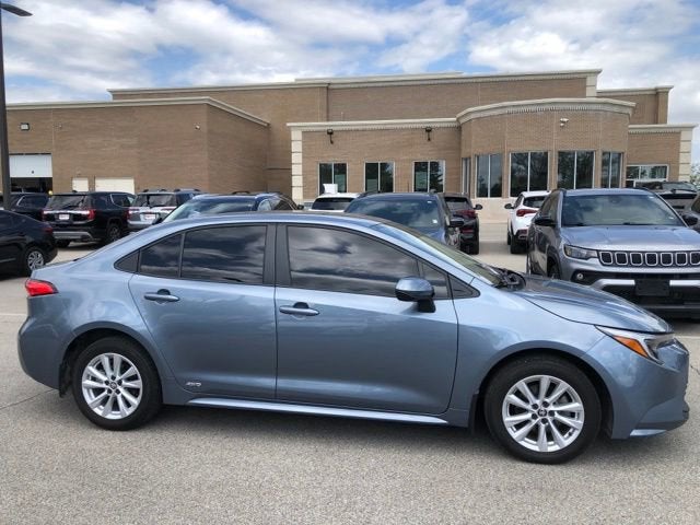 2025 Toyota Corolla Hybrid LE