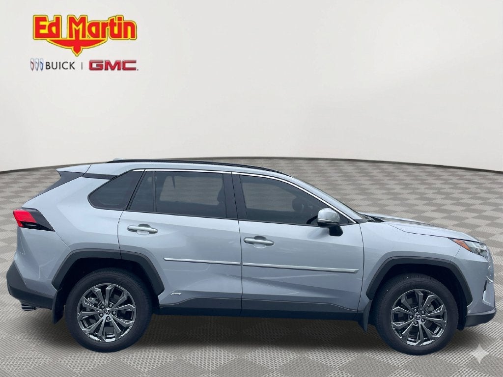 2025 Toyota RAV4 Hybrid XLE Premium