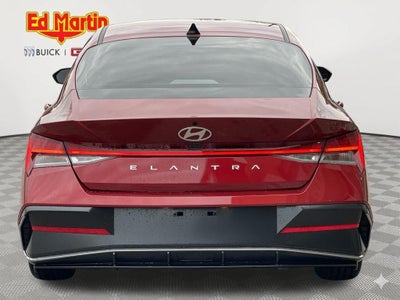 2025 Hyundai Elantra SEL Convenience