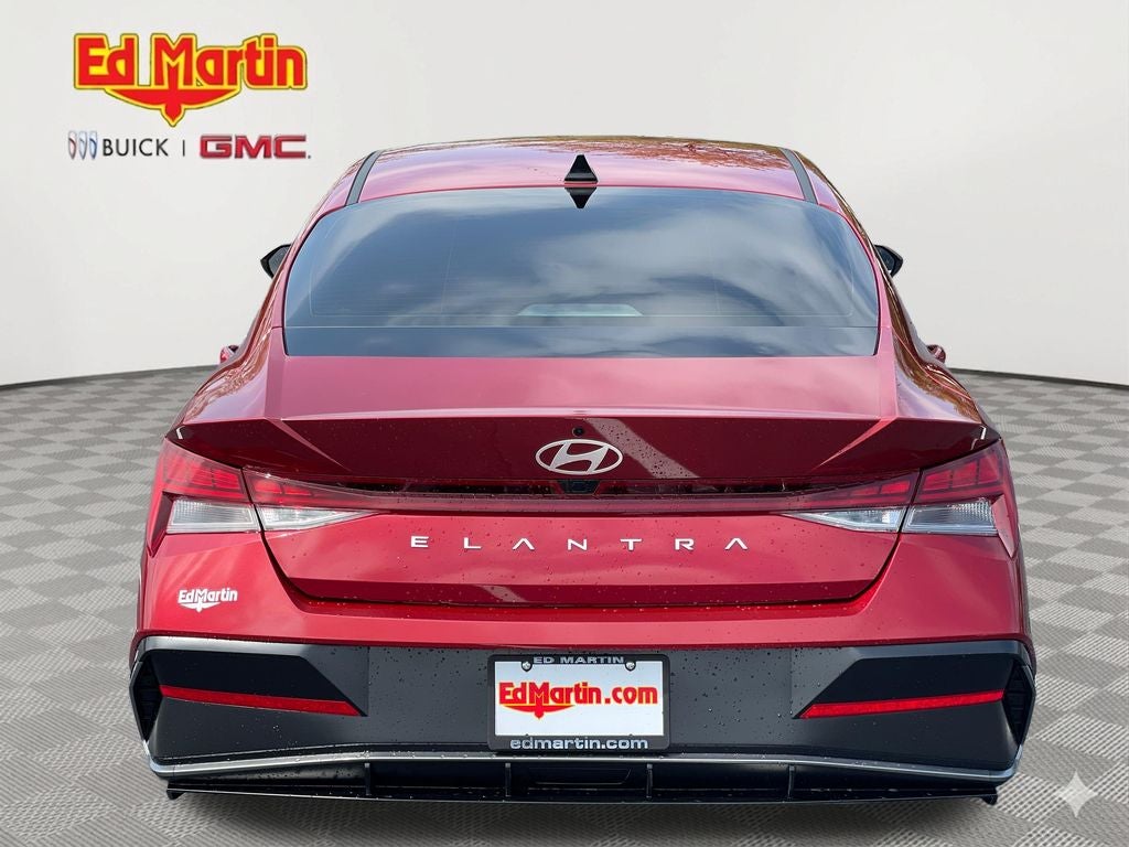 2025 Hyundai Elantra SEL Convenience