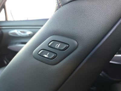 2022 Genesis GV70 2.5T
