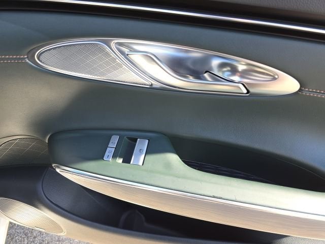 2022 Genesis GV70 2.5T