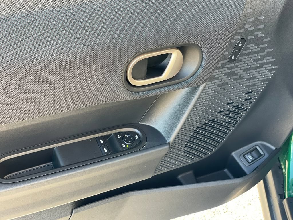 2025 MINI Hardtop 2 Door Signature Plus