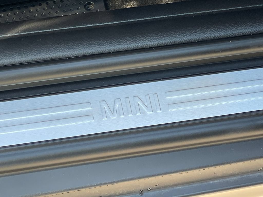2025 MINI Hardtop 2 Door Signature Plus