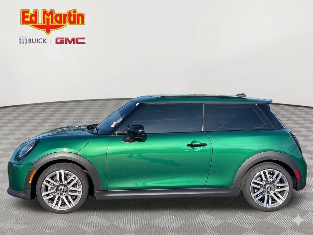 2025 MINI Hardtop 2 Door Signature Plus