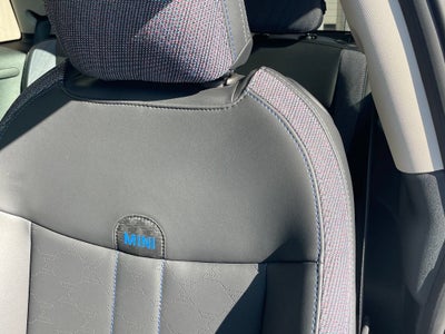 2025 MINI Hardtop 2 Door Signature Plus