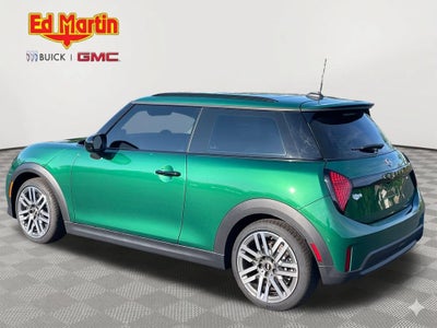 2025 MINI Hardtop 2 Door Signature Plus