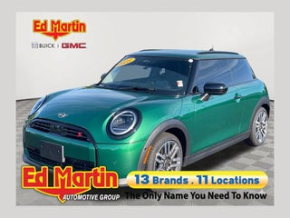 2025 MINI Hardtop 2 Door Signature Plus