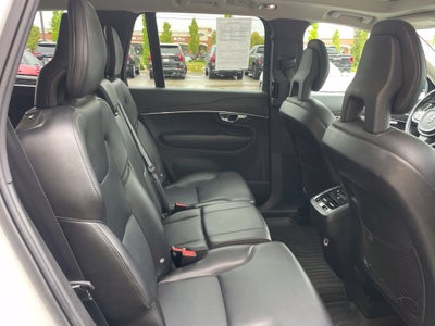 2020 Volvo XC90 T5 Momentum