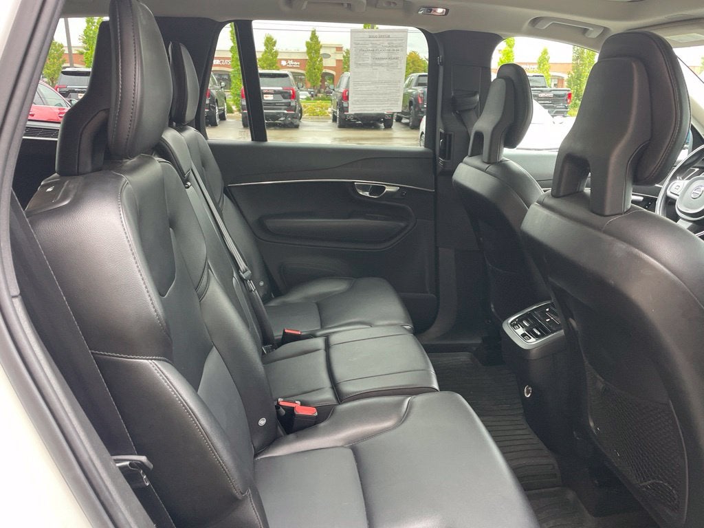 2020 Volvo XC90 T5 Momentum