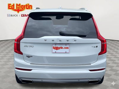 2021 Volvo XC90 T6 Momentum