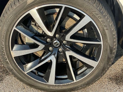 2021 Volvo XC90 T6 Momentum