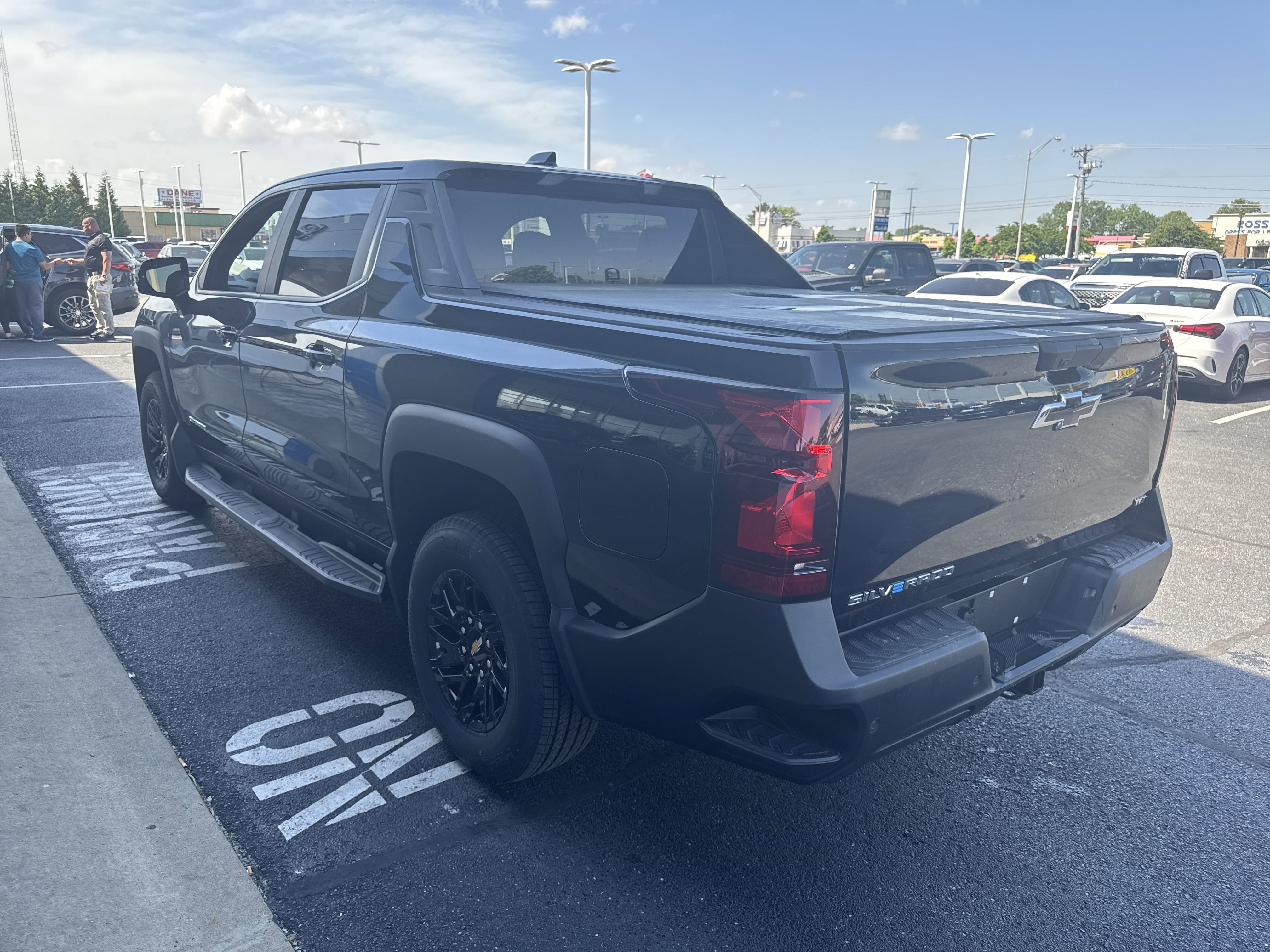 2024 Chevrolet Silverado EV E4WD CREW