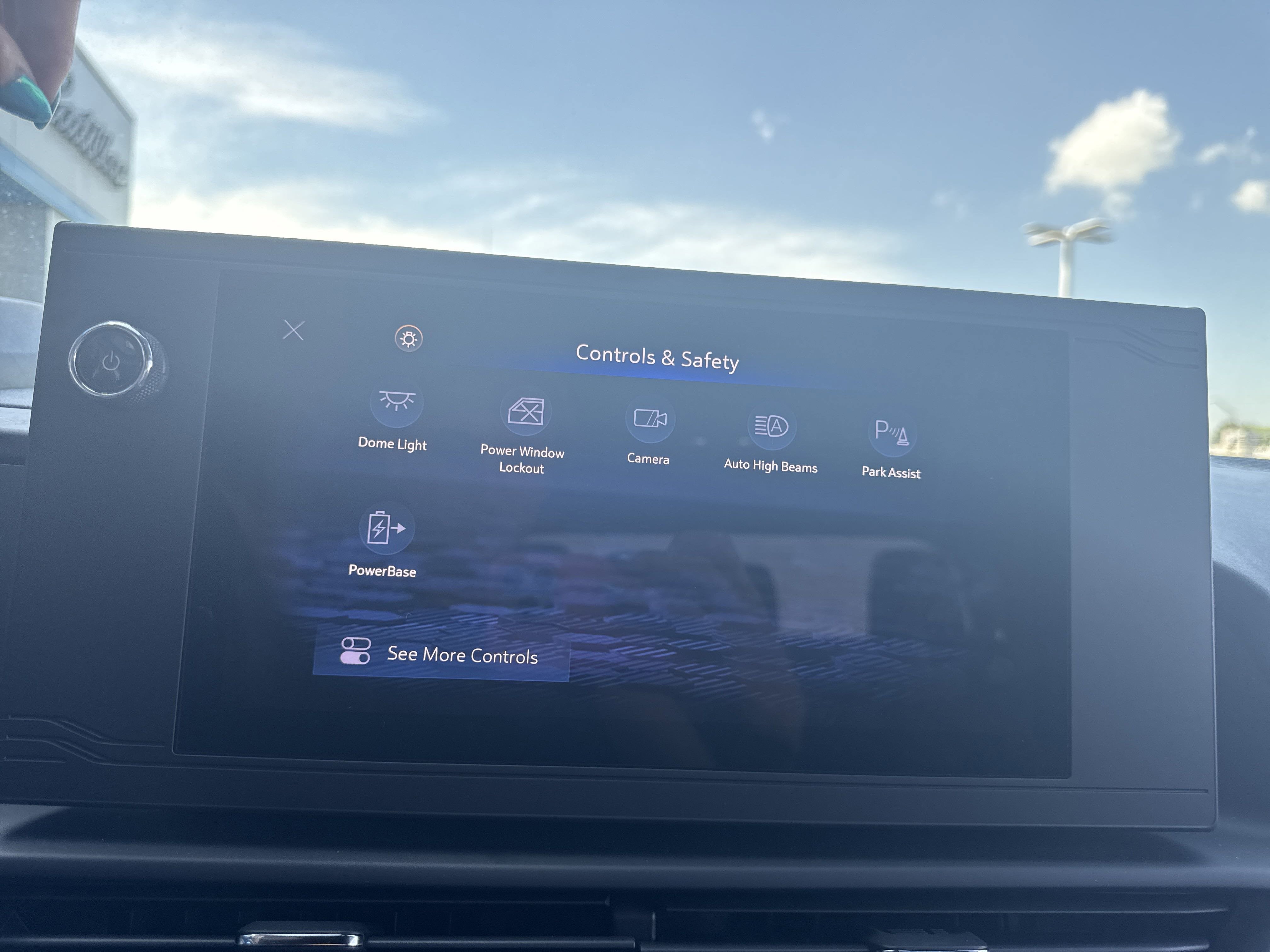 2024 Chevrolet Silverado EV E4WD CREW