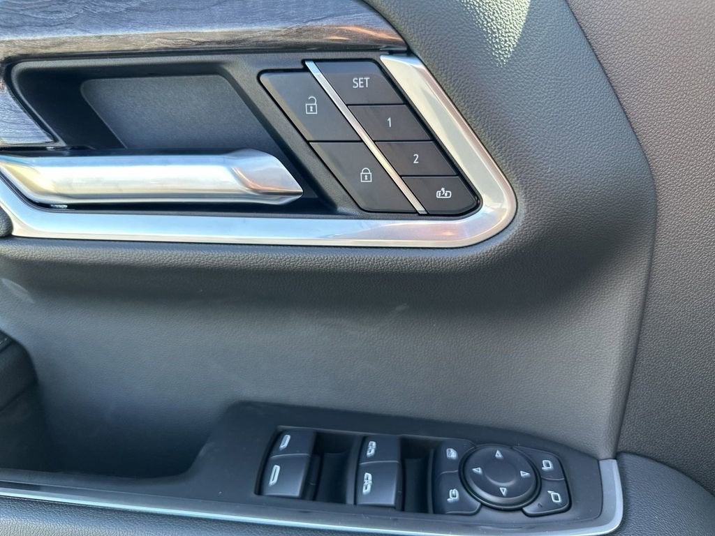 2025 Chevrolet Silverado 1500 2WD CREW 147