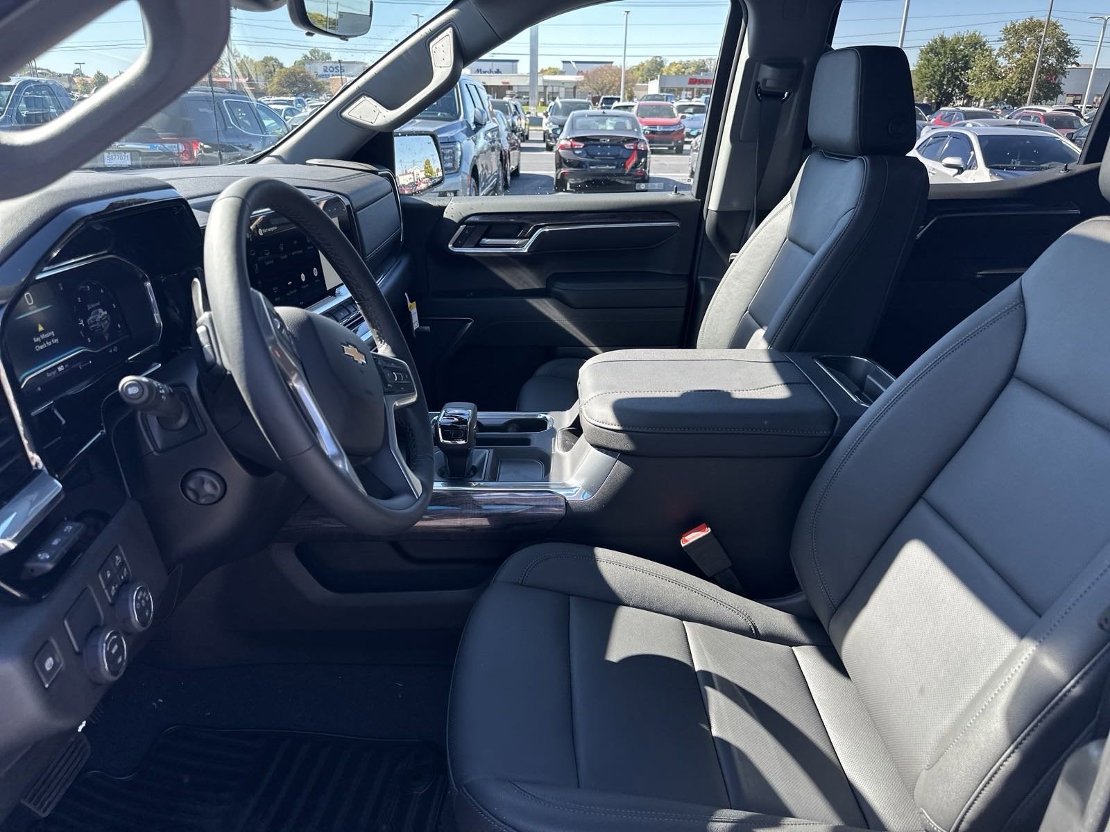 2025 Chevrolet Silverado 1500 2WD CREW 147