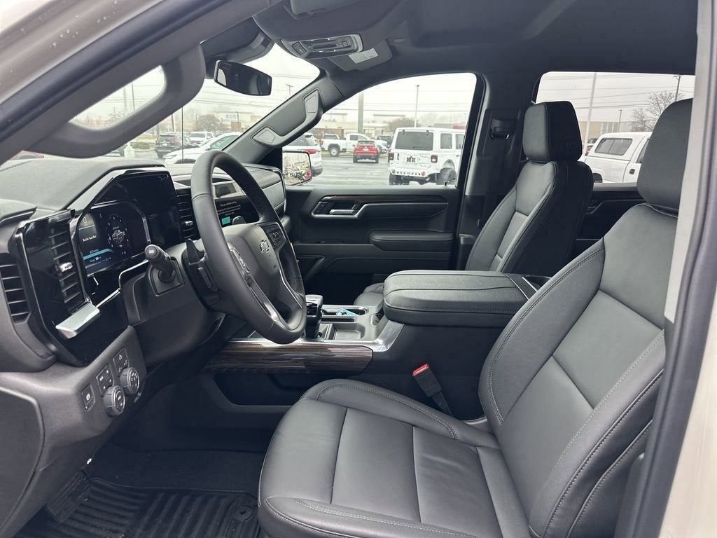 2026 Chevrolet Silverado 1500 4WD CREW 147